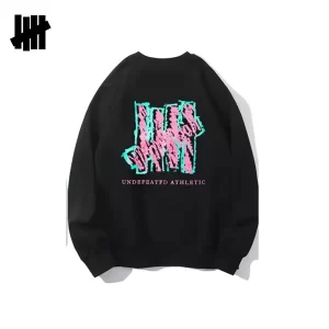 UNDEFEATED 塗鴉圖案 寬鬆圓領 百搭衛衣 男女款 黑色/白色