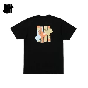 UNDEFEATED 迷彩圖案 寬鬆圓領 短袖T恤 男女上衣 白色/黑色